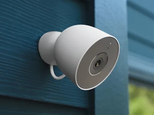 Google Nest Cam Outdoor (netvoeding, 2e generatie)